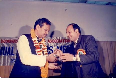 Receiving Sh. Subodh Kant Sahai, Minister of State